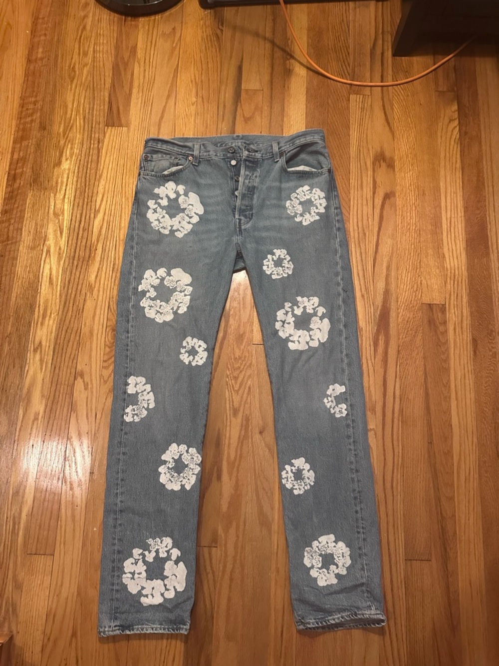 Levi Denim Tiers